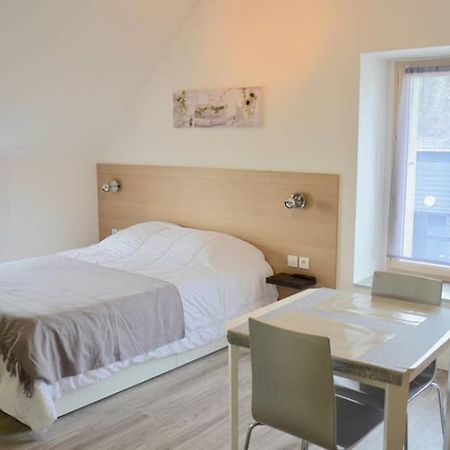 La Petite Maison Appartement 2 Avoine Bagian luar foto